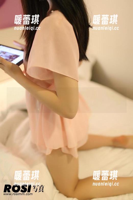 ROSI美足，原图和下载，谁能想到我会对脚产生如此复杂的情感？
