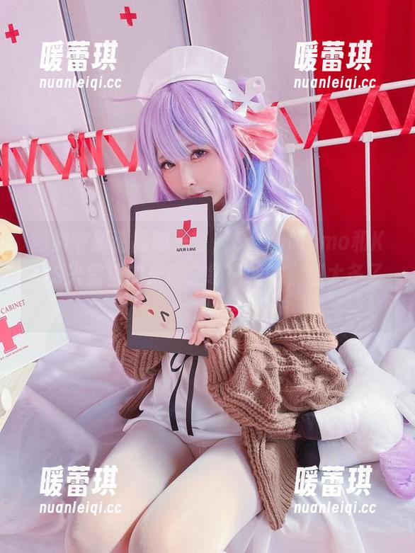 图集中那迷离的一瞥，SayoMomo和KMS兴登堡的未解之缘…咕咕，想太多了？