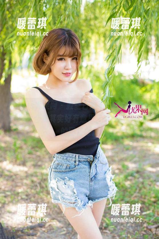 UGirls尤果网 - 教室日常不无聊，王幼贞的图片合集其实好有意思，有种说不出来的回忆感。