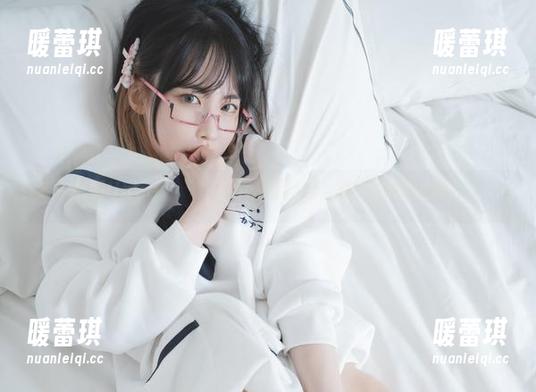 亲历Uhye(이유혜)的校园时光，图片播报内容！
