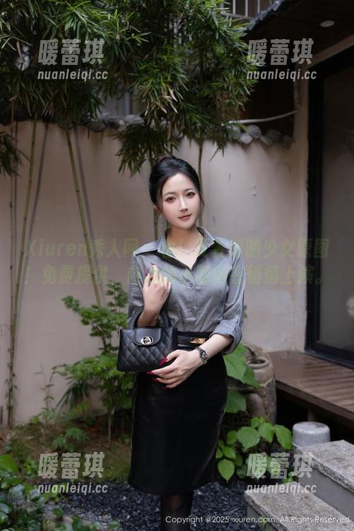 Xiuren秀人网 - 看！夏馨瑶的少女原图！免费提供，内心的小剧场在悄悄上演。