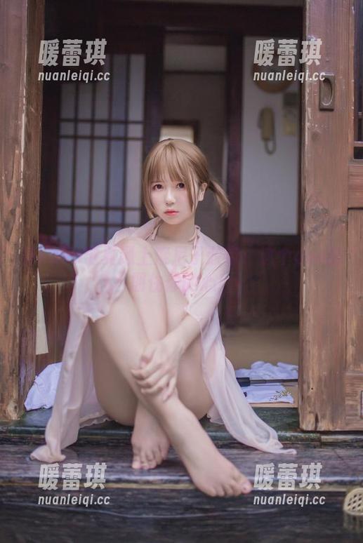 当Yoko宅夏遇上索尼子胶带：这个cos能捆住你的心！