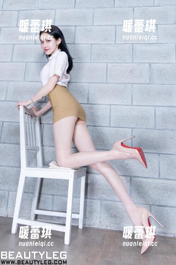beautyleg-Anita beautyleg - 私房见真章,Anita玩镂空,诱惑小马扎!