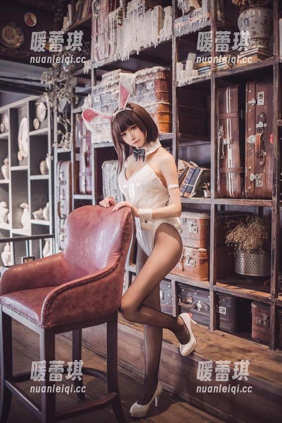 在coser衣衣的X·Alter里，精选图片中的每一处细节都让我停下脚步！