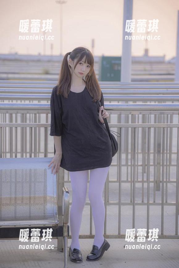 nagisa魔物喵带来的女巫COS资源，有点意思，你忍得住吗？