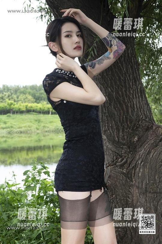 丽柜-兔子 丽柜 - 兔子的肉丝写真集——看一看,不想归还的资源!