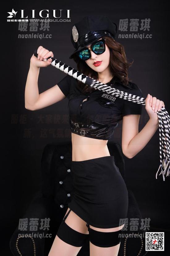 丽柜 - 大家快来看，尔尔的盛宴大图包更新，这气氛铺天盖地的扑面而来！
