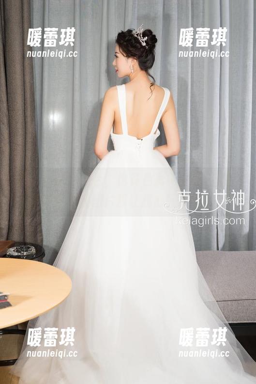克拉女神 - 黑色，也许色彩不鲜艳，但赵雨静的全套图片却让我心醉得没办法