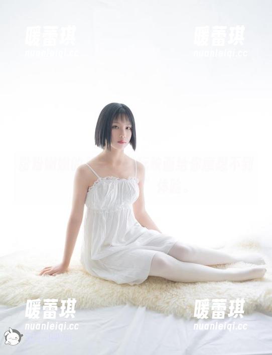粉粉嫩嫩的美图，兔玩映画给你意想不到的“彩虹糖”体验。
