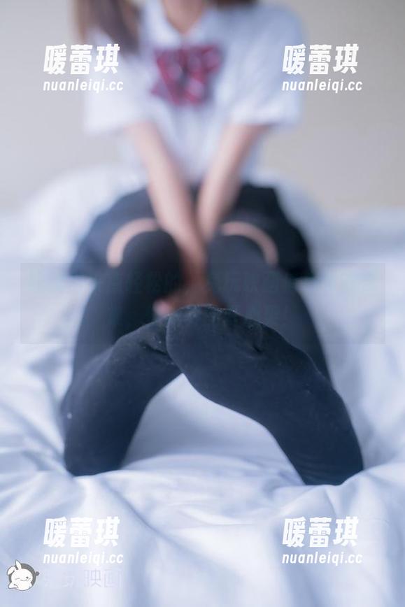 让我们来点轻松的，兔玩映画俏皮女孩合集，壁纸界的开心果！