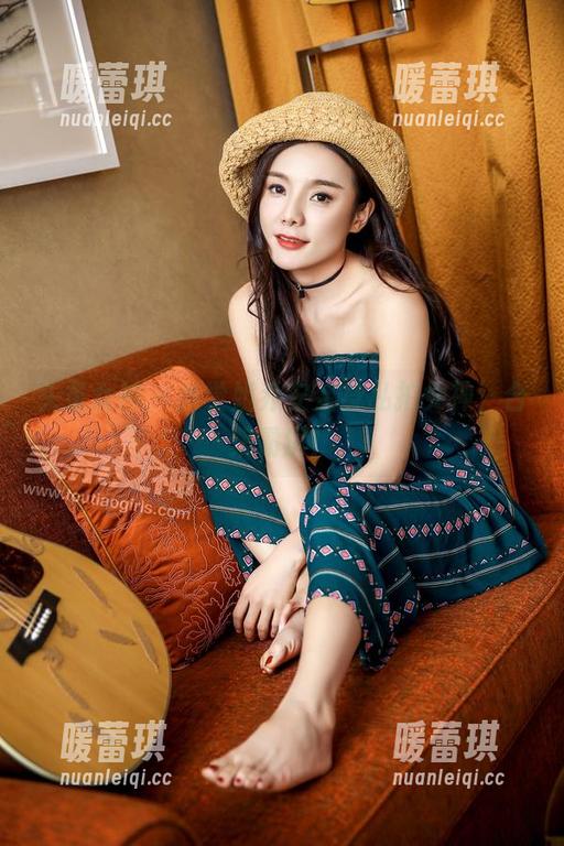 头条女神-乔安 头条女神 - 当学姐乔安变身私拍女神,合集霸屏!