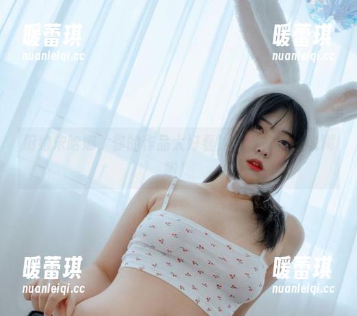 厨娘宋哈娜，你的作品太好看！可这菜都快烧糊啦！