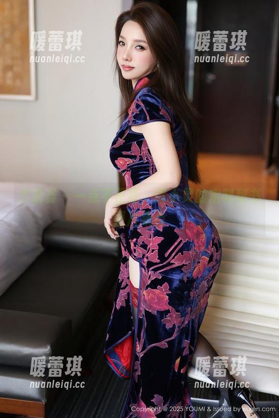 尤蜜荟 - 一点不正经，谭小灵的定制秘书图片集合