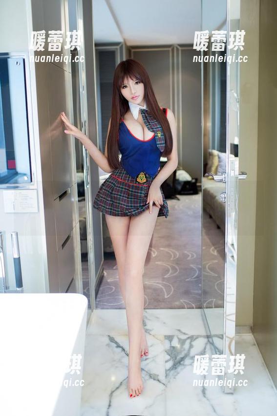 推女郎 - 万万没想到，易阳的女友成了我的另一个观看对象，图包存起来吧！