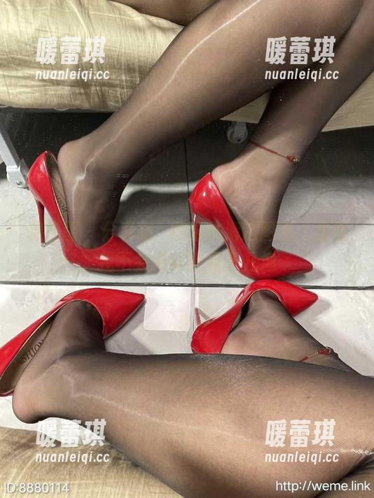 微密圈 - 分享桃沢樱呀的海边图包，虽然我不会承认我看了几遍