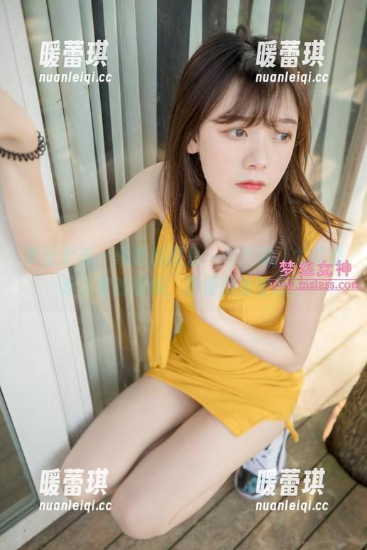 梦丝女神 - 黑色校服是一种信仰，尤其是乔儿穿的时候，更值得做壁纸！