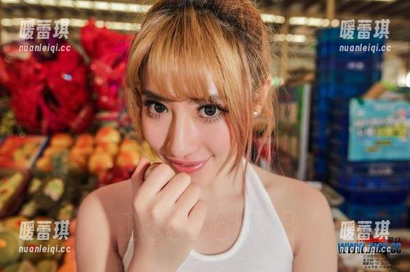 爱丝 - 在线图集：佳慧的“女孩”系列，爱看不爱评的那种