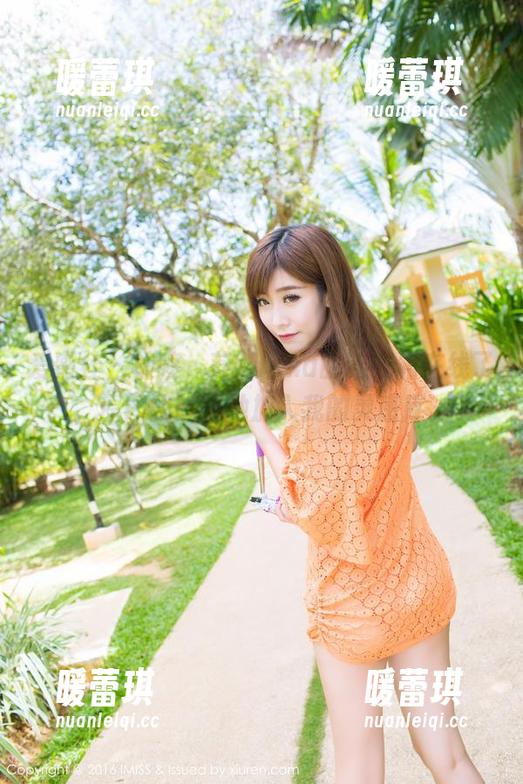 爱蜜社-莉娜lena 爱蜜社 - 哇噻,莉娜lena的连衣裙在线了,原图我想把她加入我的灵感库。