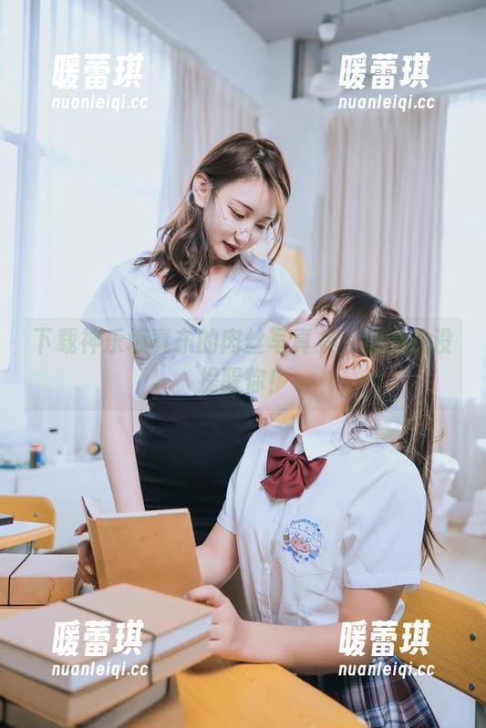 下载神乐坂真东的肉丝写真集，别说我没提醒你！