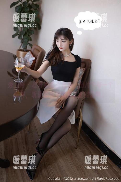 秀人网 - 程开心女王合集，图片中每一个眼神，听说都有种欲言又止的韵味。