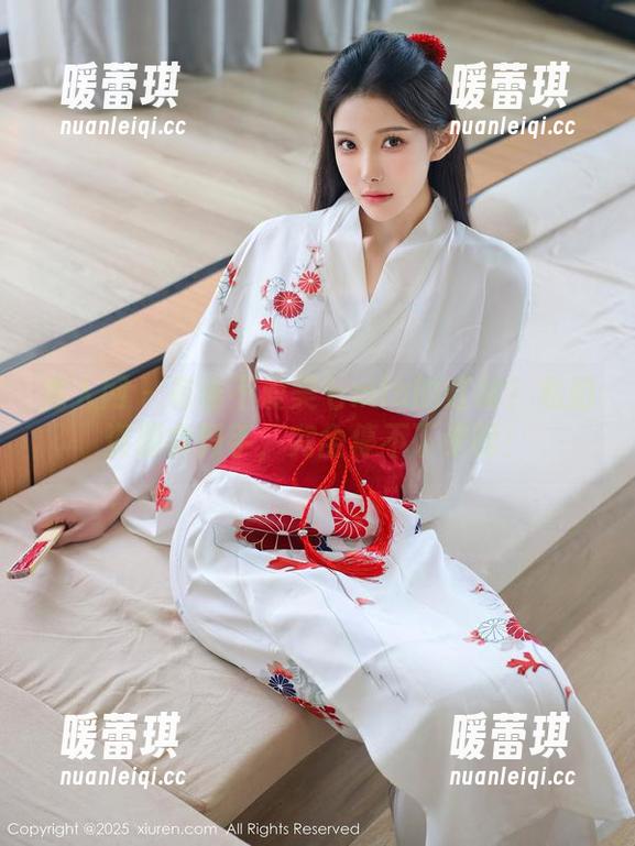 秀人网 - 有谁不爱美七mia的红裙？私拍资源拿到手，完全停不下来啊！