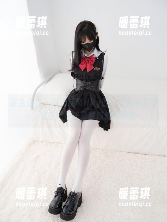 紧急企划 - 小奶糕Milky的一组内衣套图，竟在无圣光里展现舒适美感