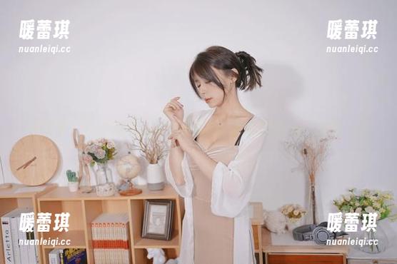 微密圈 - 羊小雪juvia白丝新更新：这腿只为让你‘点赞’！