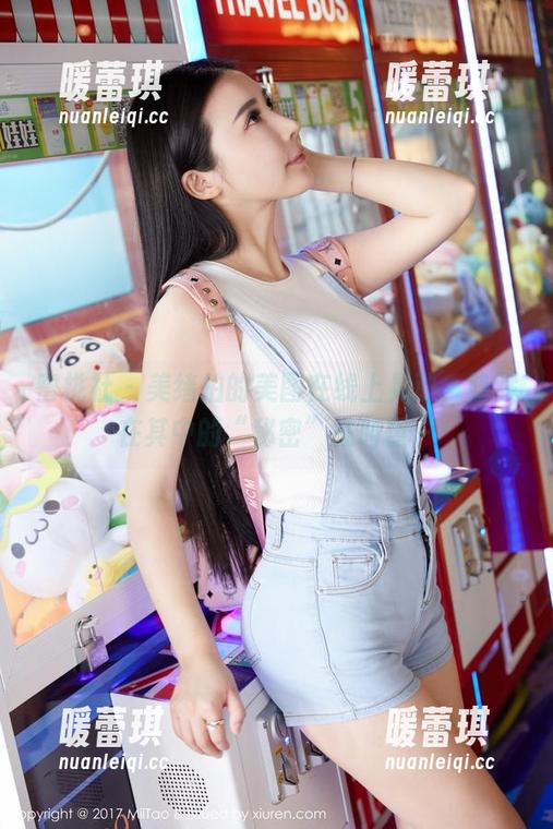蜜桃社 - 美绪拍的美图在线上晃动，隐藏在其中的“秘密”在叫嚣～