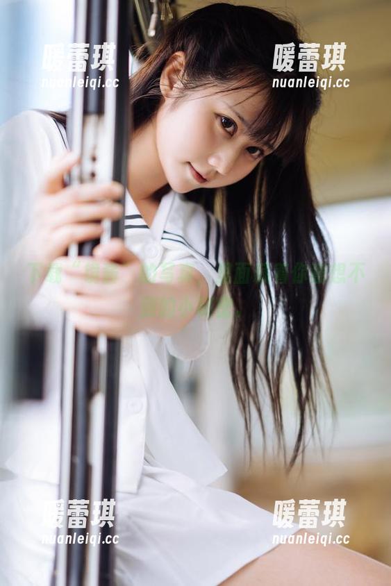 镜酱 下载“镜酱”的写真,里面藏着你意想不到的小秘密。