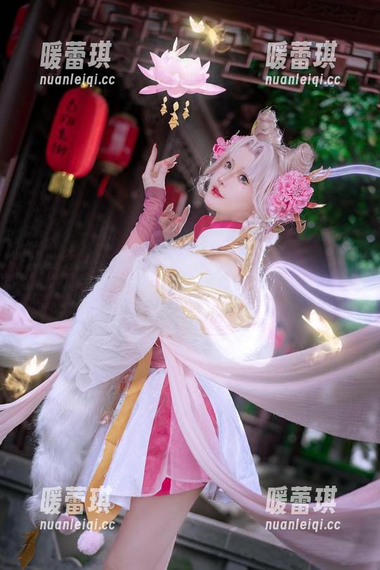 露儿大魔王 一言不合就更新,露儿大魔王在“橡木匣”里的新篇。